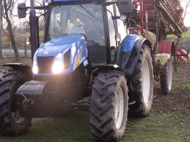 NEW HOLLAND T6010 PLUS (0)