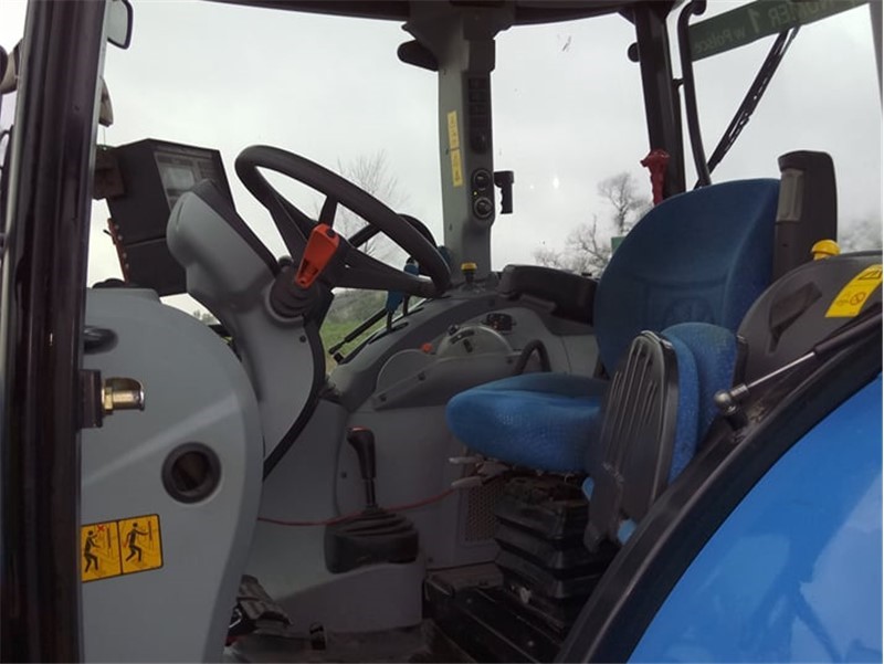 NEW HOLLAND T5.105 (5)