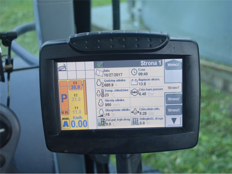 New Holland T7.170 Auto Command (4)