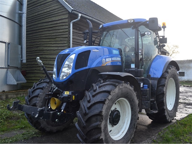 New Holland T7.170 Auto Command (1)